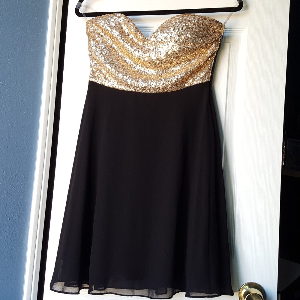 Red Clover Black & Gold Strapless Dress